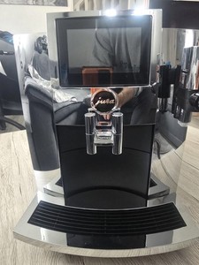 Jura S8 Chrom Vollautomat Kaffeemaschine