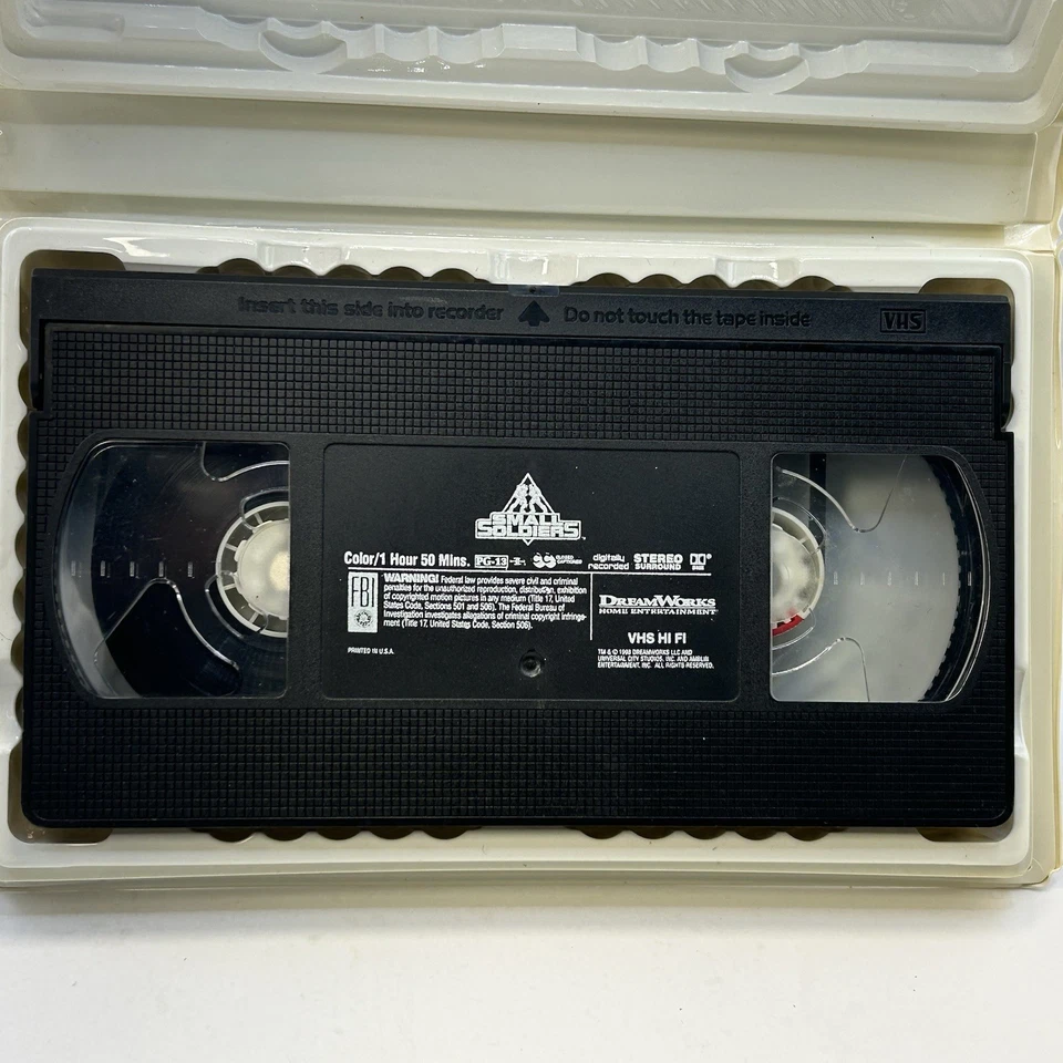 Small Soldiers VHS 1998 Video Tape Classic 90s Movie VTG Clamshell Nearly New! - Image 4 of 4