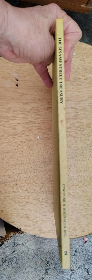 1983 Book Sesame Street Treasury Volume 2 - Image 3 of 4