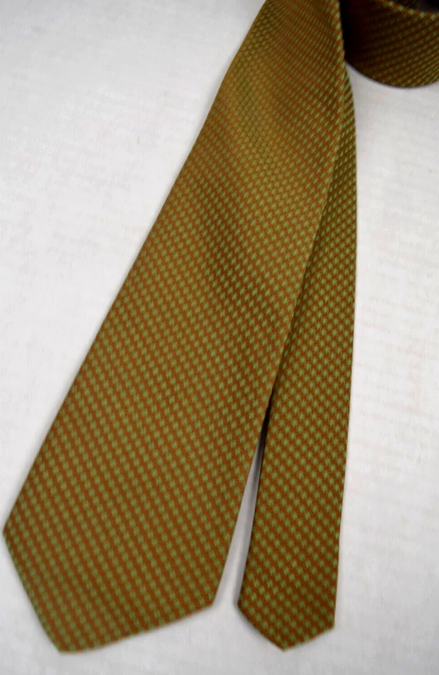 Corbata de Colección Superba Nueva en Caja Años 50 Marrón Tostado Ligero Verde Patrón Rayón 51" x 3.25" Nueva en Caja Foto 4 de 4