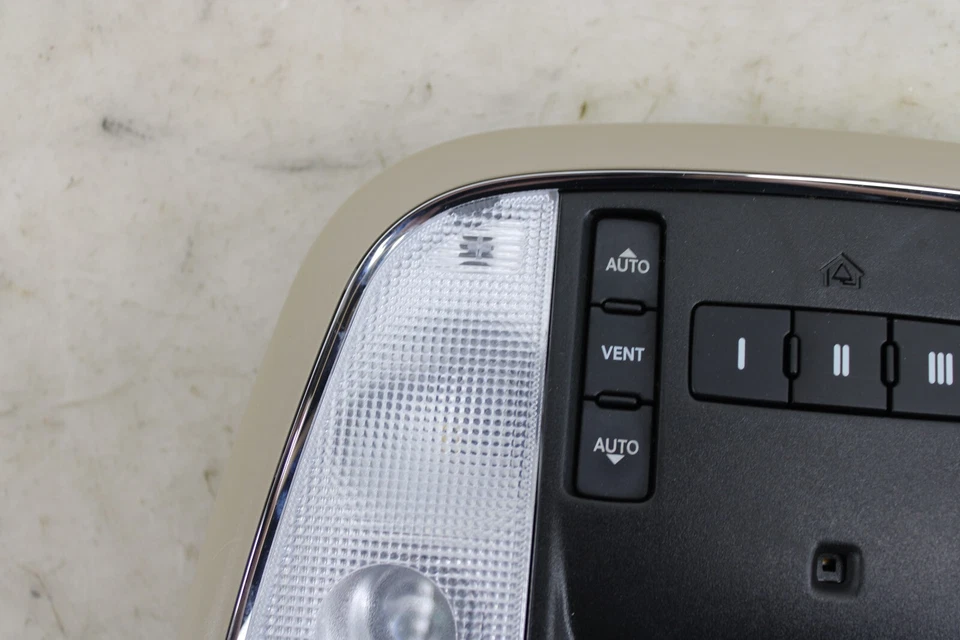 Jeep Grand Cherokee 2014-2021 conjunto de luces domo OEM IN133 Foto 3 de 4