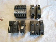Murray GE Westinghouse Bryant ITE Crouse Hinds Circuit Breaker Mixed Lot 20-40 A