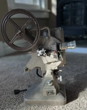KEYSTONE Model K-160 16mm Movie Projector 1949 Automatic Power Cord 750 W, Runs!