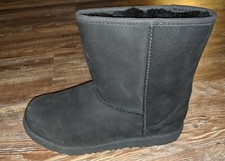 UGG Australia Kids Classic II Short black boot girls size 5