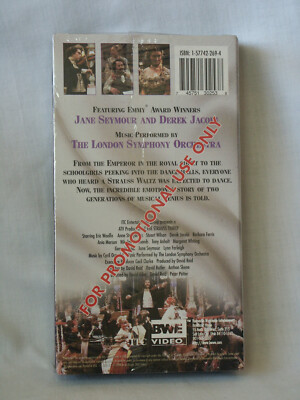 その他 Strauss Family [VHS] The Strauss Family VHS Waltz Musical Family 1998 New Sealed Promo
