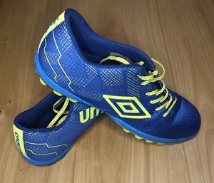 umbro turf shoes
