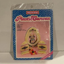 Distlefink Designs Easter Plastic Canvas Kit Faberge Egg Craft Centerpiece
