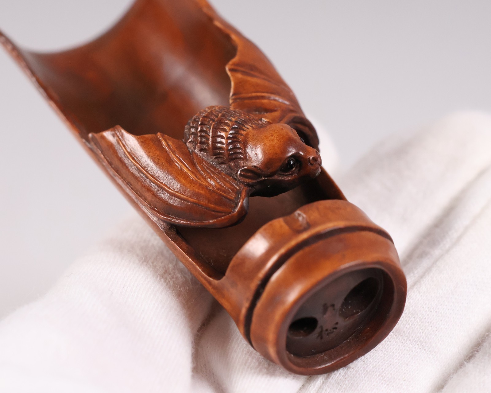 Japanese Wooden Bat Shaped as Tea Scoop Netsuke 3.1inch Inro Ojime Figurine