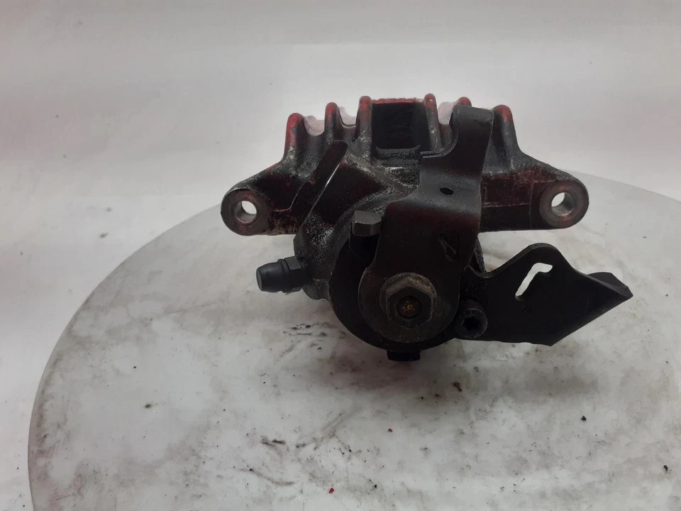 Pinza de freno trasera derecha VOLKSWAGEN POLO 2014-2018 1,0 L CHZC O/S Foto 4 de 4