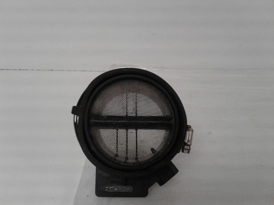 Used Fuel Injection Air Flow Meter fits: 2004 Gmc Sierra 1500 pickup  Grade A - Image 3 of 4