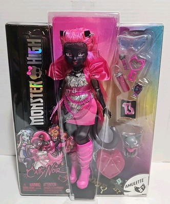 Monster High Catty Noir G3 Popstar Fashion Doll & Pet Cat Amulette, Beautiful!