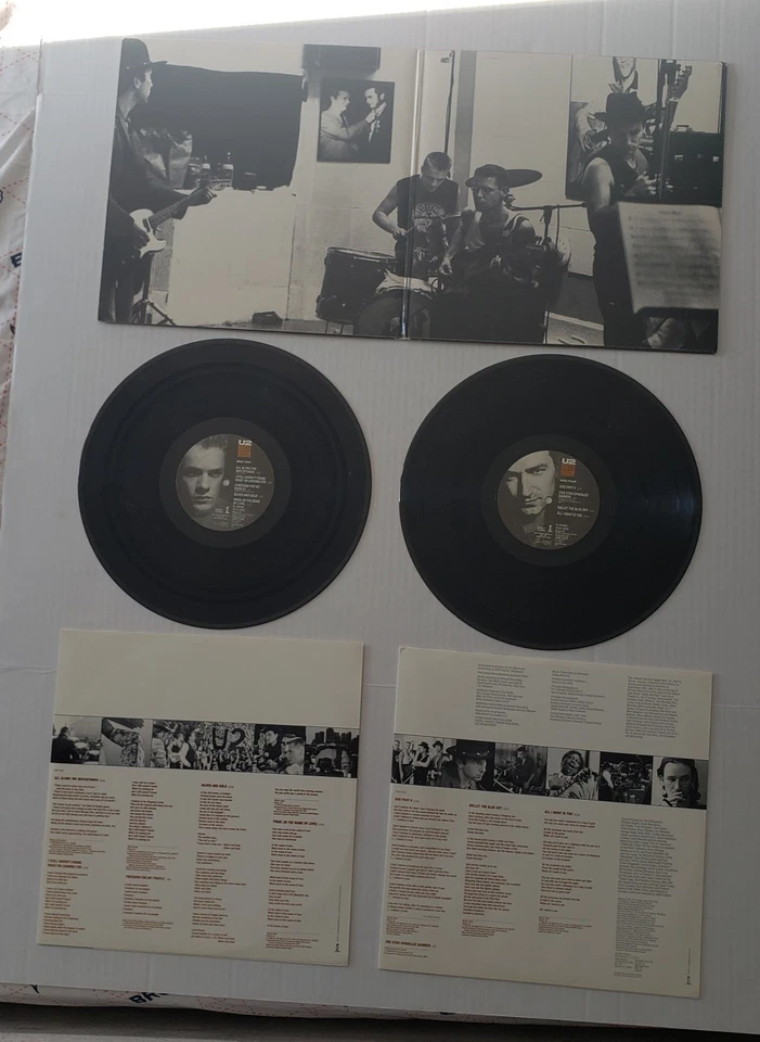 U2 - Rattle and Hum 2 LP's, Manufactured in Canada by BMG  - Image 3 of 4