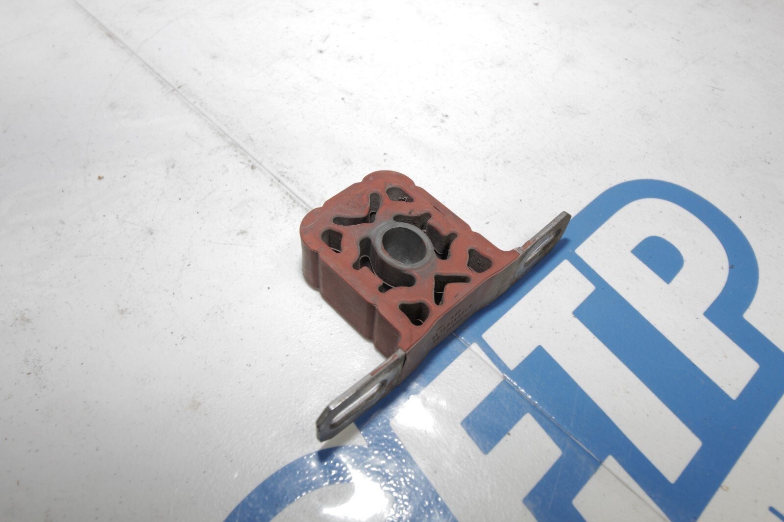 Audi R8 2008-2013 Exhaust hanger P/N 420313149