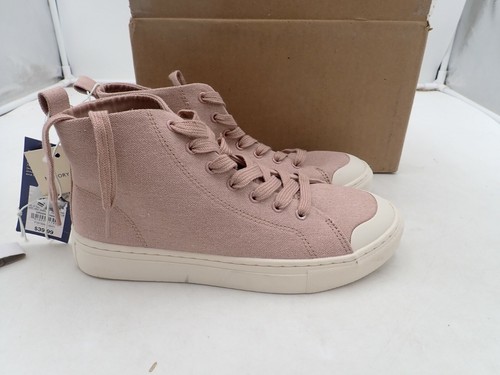 universal thread high top sneakers