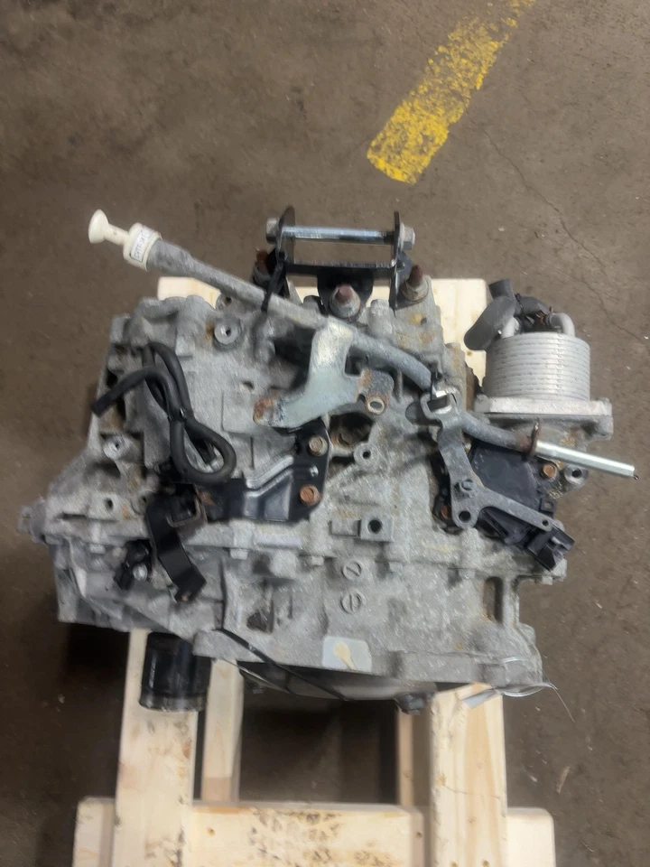 10 11 12 13 14 15 MITSUBISHI LANCER Transmission Assy. - Image 2 of 4