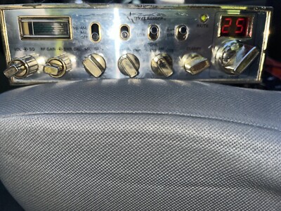 Texas Ranger TR-296 CB Radio | 40 Channel | AM/SSB | Handheld