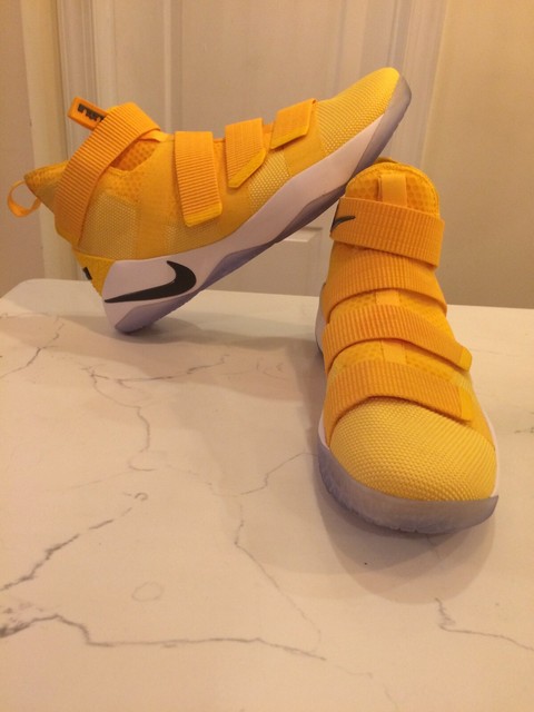 lebron soldier 11 yellow