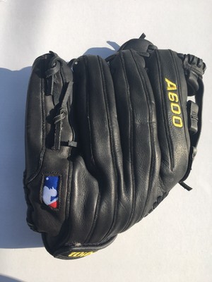 a600 baseball glove