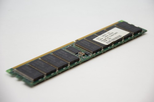 SAMSUNG M312L2828ET0-CA2 , PC2100R-20331-N0 1GB SDRAM Memory Board Card - Picture 3 of 3