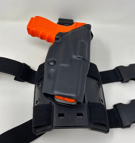 Safariland 6355 ALS Quick-Release RH Leg Holster: GLOCK 17 22 19 23 (ALL GENS) - Picture 14 of 17