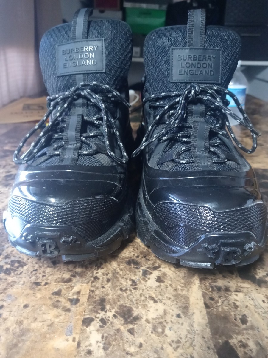 Burberry London England author Black Sneakers.itcaloc93SMON Burberry London England author Black Sneakers.itcaloc93SMON