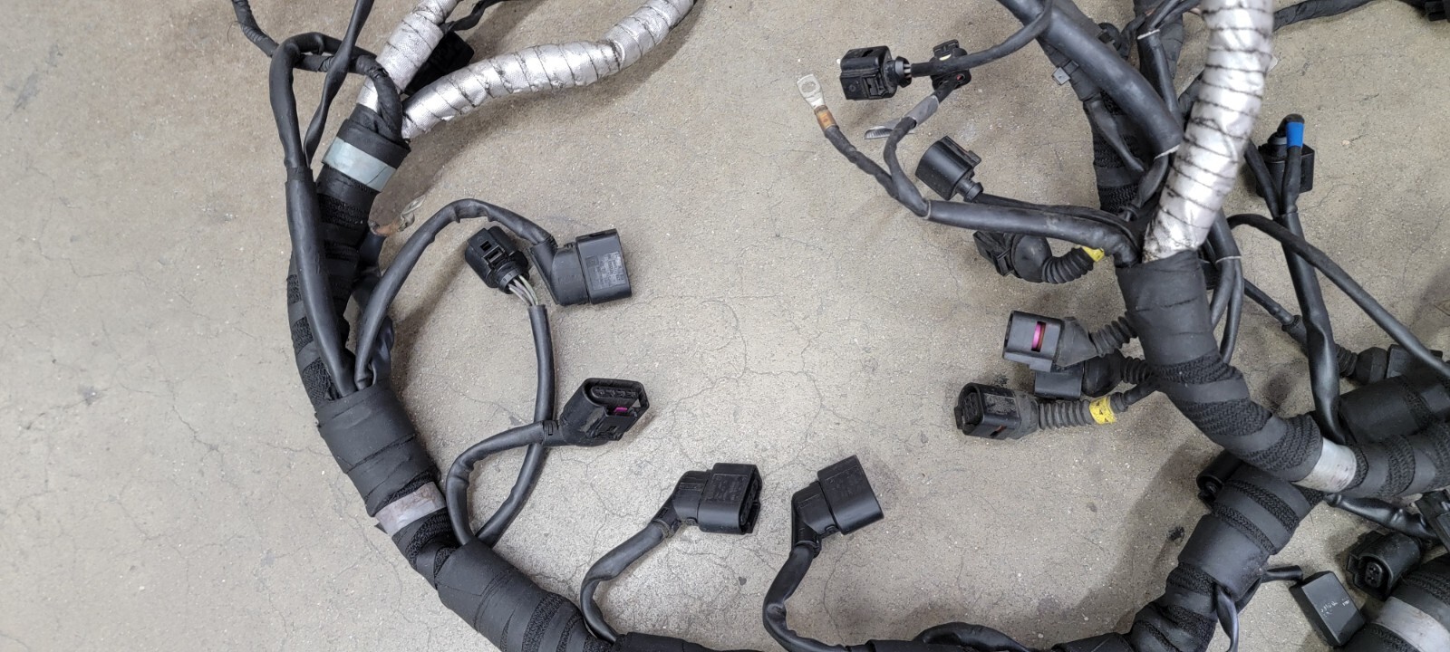 LAMBORGHINI AVENTADOR REAR ENGINE WIRING HARNESS OEM 