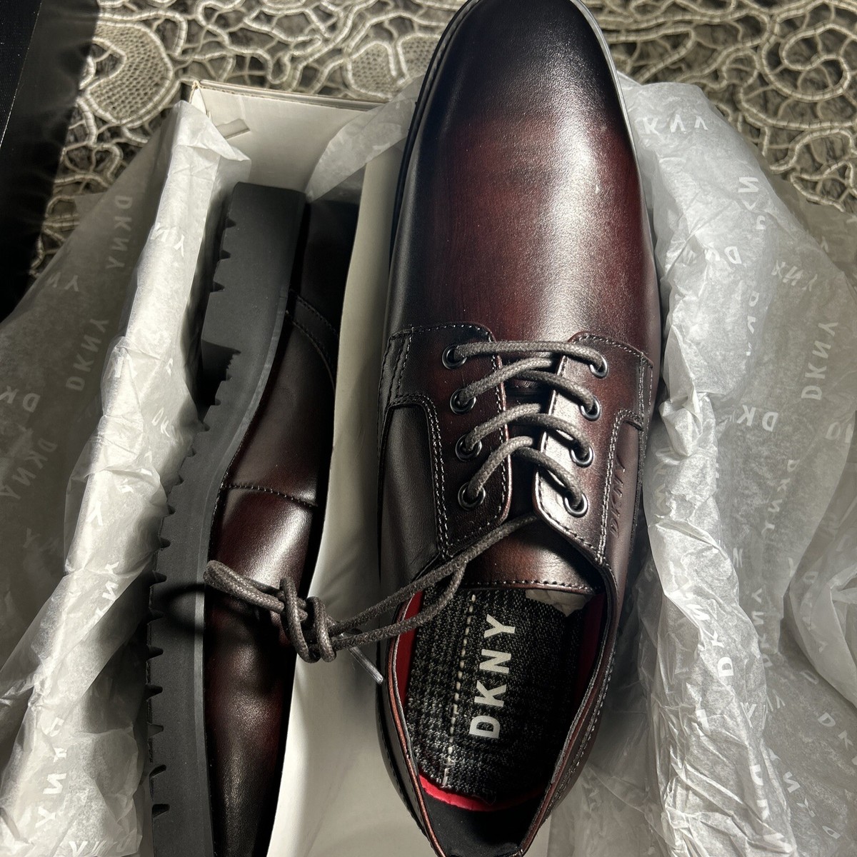 DKNY Leather Derby Shoes Dress Oxford