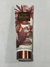 Victoria  s secret Vanilla Bean  Macadamia Body Lotion 8oz A11, R1, 2 1