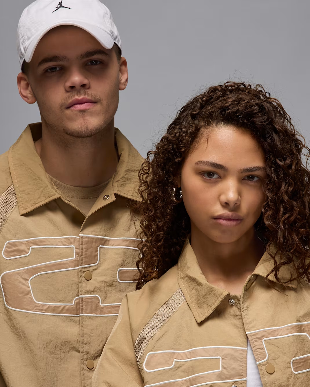 Nike Air Jordan Essentials Mens Coaches DWR Windbreaker Jacket Khaki Size Medium thumbnail 13