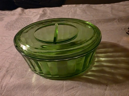 Vintage Uranium Green 4x6 Ribbed Depression Glass Refrigerator Dish With Lid