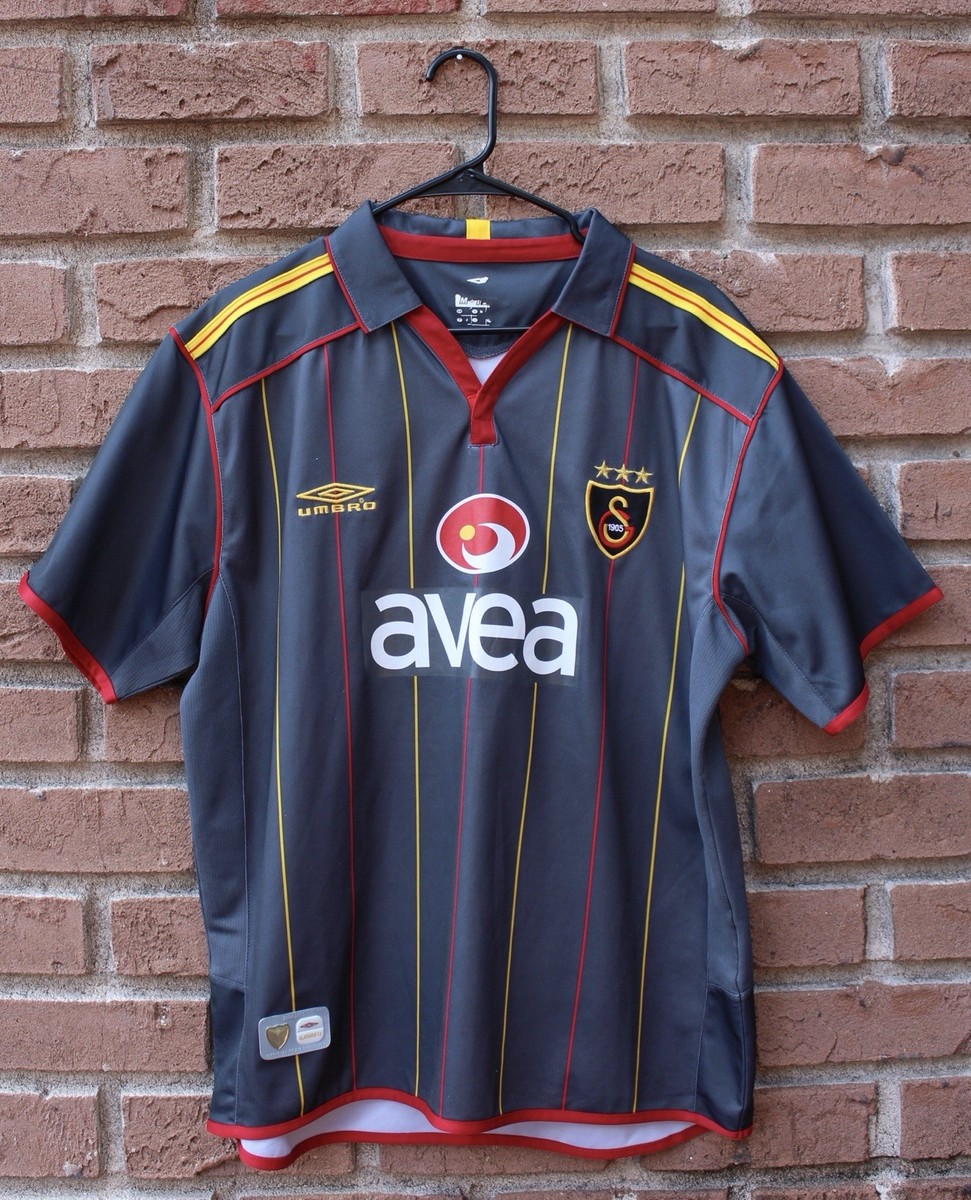 UMBRO アンブロ GALATASARAY ガラタサライ サッカーユニフォーム Vintage Galatasaray 2004-2005 Umbro Jersey Men Size Medium