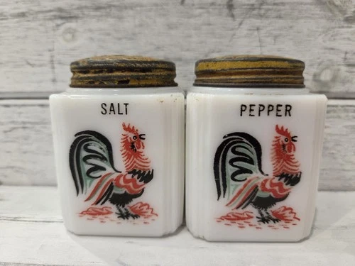 Vintage Tipp McKee Milk Glass Salt And Pepper Shakers With Roosters