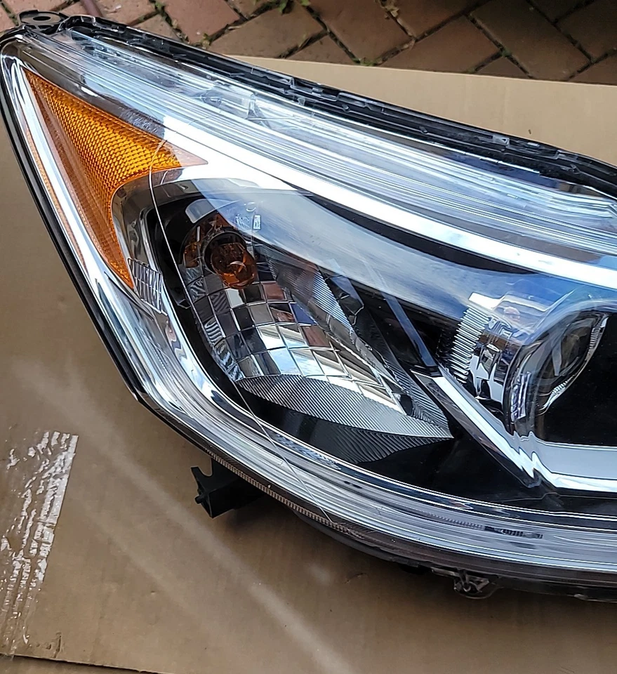TYC 20-9913-00-9 Headlight for NI2503254 26010-6FL0A 2016/2020 NISSAN ROGUE. NEW - Image 3 of 4