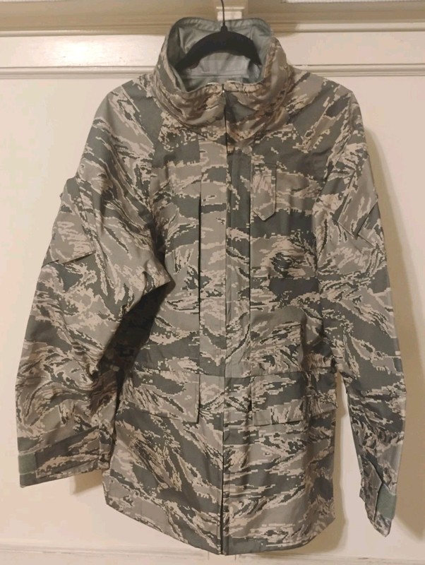 USAF Military APECS GORE-TEX Parka Jacket Digital Tiger Stripe Medium Regular 