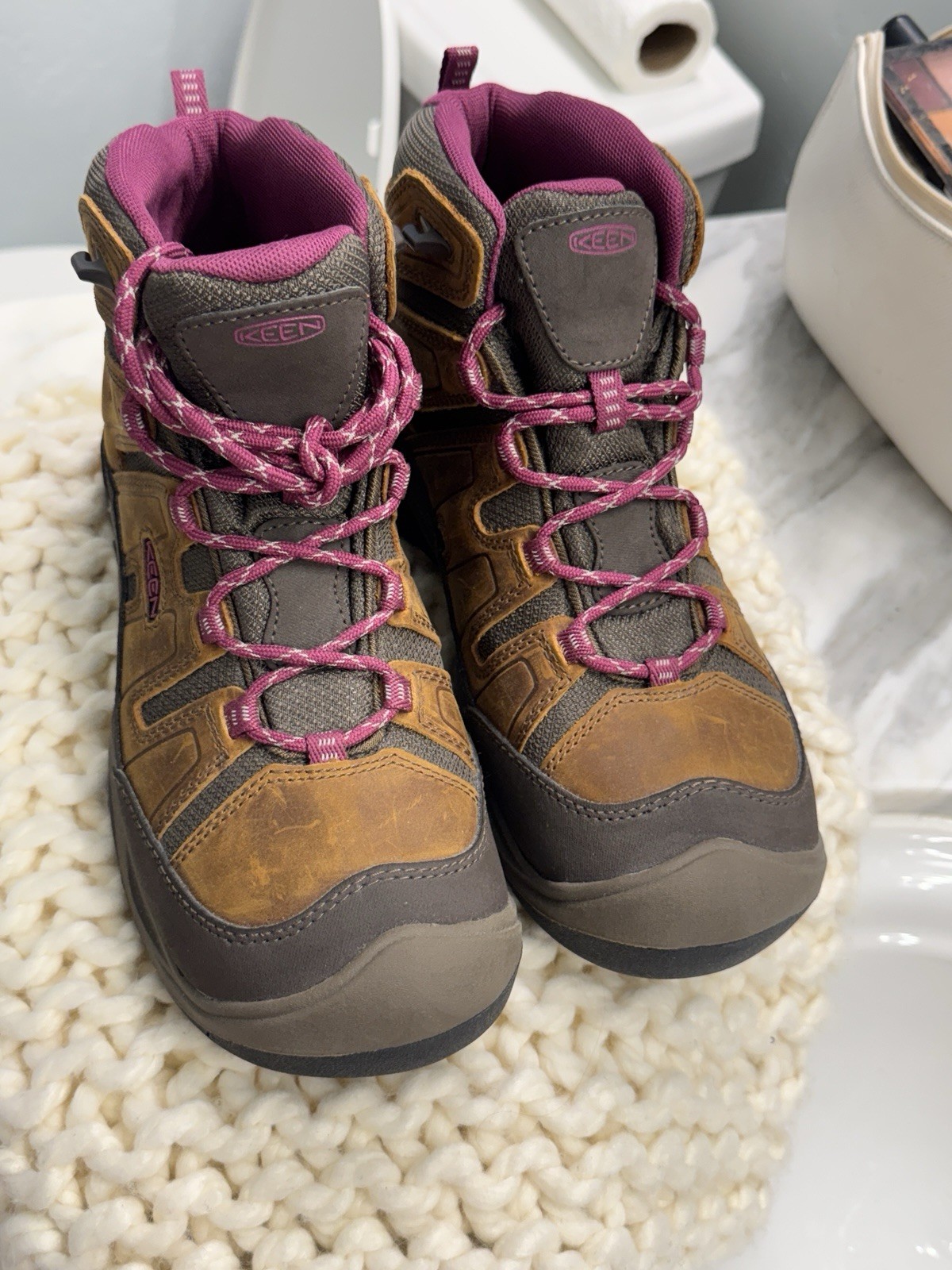 Scarpa da trekking KEEN Circadia Vent donna taglia 9 sciroppi impermeabili Bosenberry.