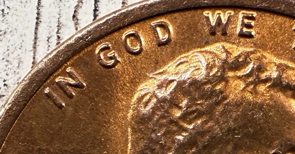 1978 No Mint Mark One Cent Lincoln Coin - Image 2 of 4