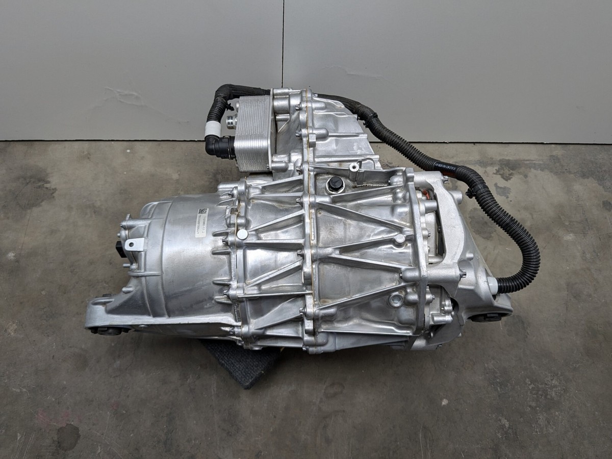 2023 Tesla Model 3-Y Rear Drive Unit Performance OEM 1120980-17-J 