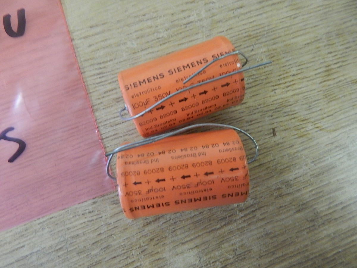 Siemens 82009 Capacitors Lot of 2 350V 100uf 02.84 *FREE SHIPPING
