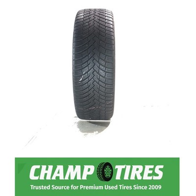 P235/55R20 Pirelli Scorpion WeatherActive 102 W Used 8/32nds