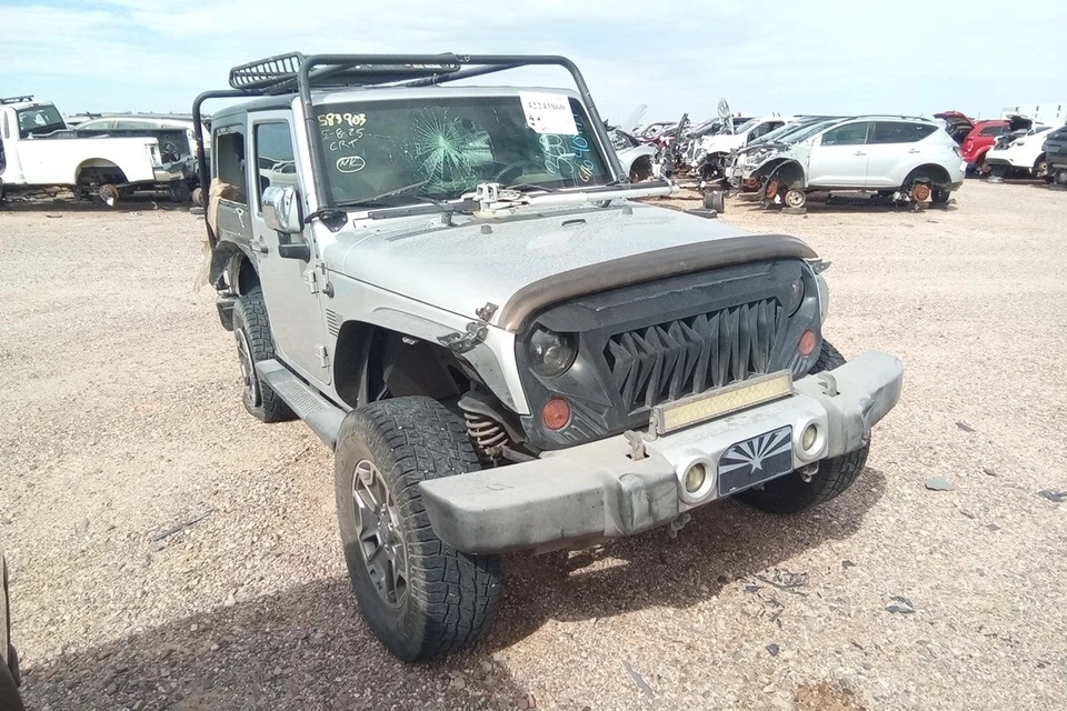 2008 Jeep Wrangler 3.8L Engine Motor OEM 141K Miles - LKQ433195783 - Image 2 of 4