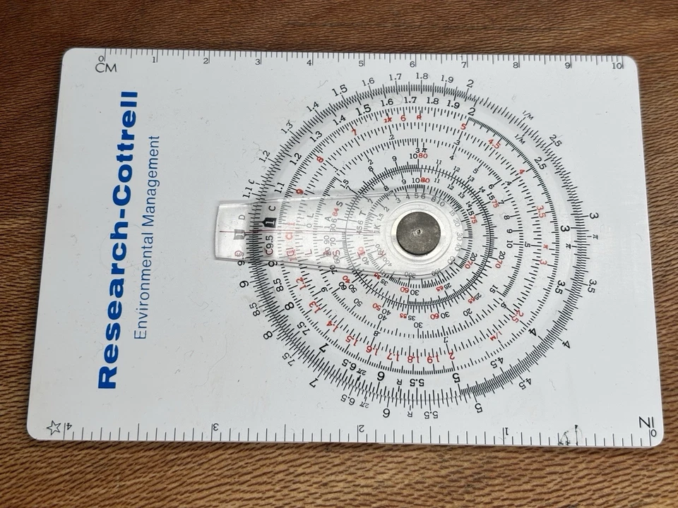 VTG 1968 Concise Circular Slide Rule & Science Tables (Pocket sized) ~ JAPAN - Image 4 of 4