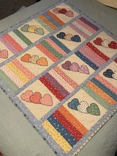 HandMade Machine Stitch  Heart Appliqu s  Block Quilt 45  x42   w/ Peppa Pig Back