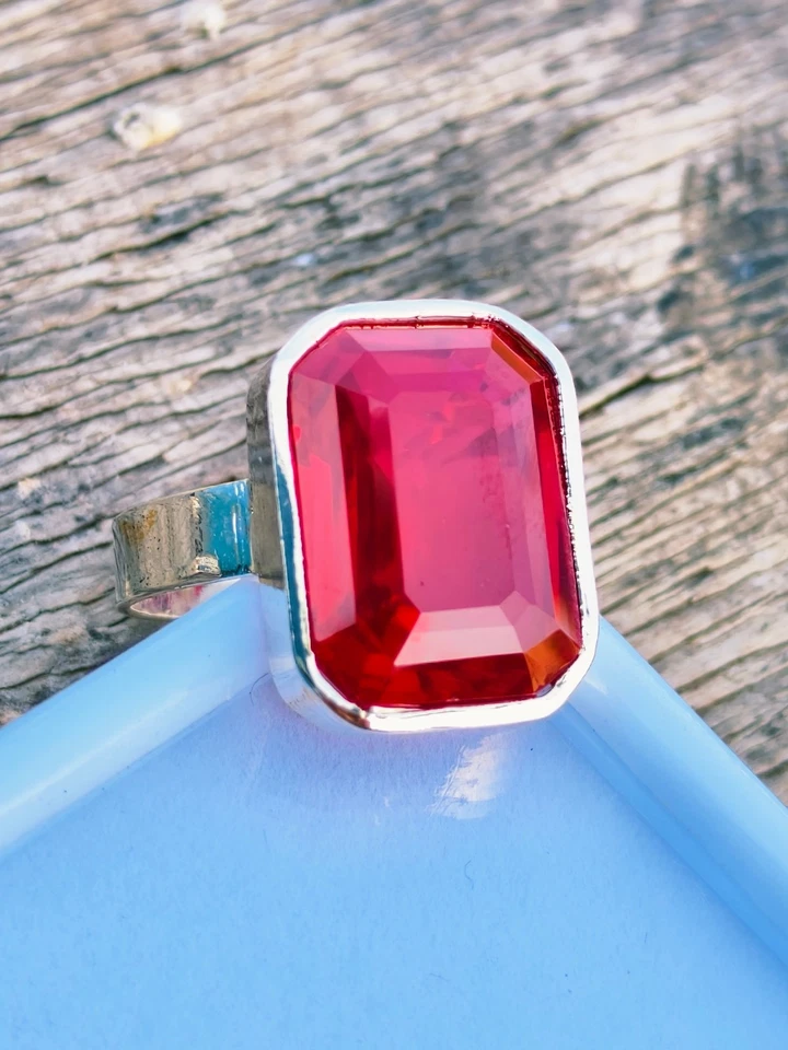 Anello di fidanzamento con rubino di sangue taglio smeraldo gioiello di... - Immagine 4 di 4