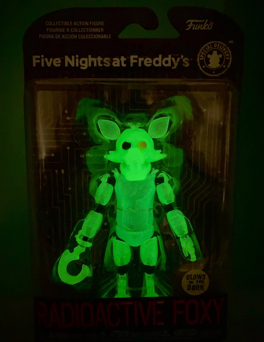 Action Figure: Five Nights at Freddy's - Radioactive Foxy (Glow