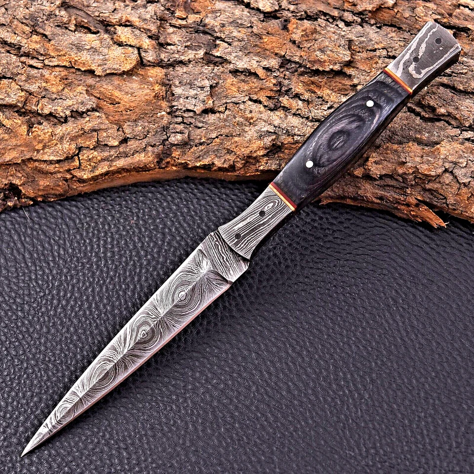 Cuchillo de bota de caza de hoja fija de acero Damasco forjado a mano hecho a medida 2841 Foto 2 de 4