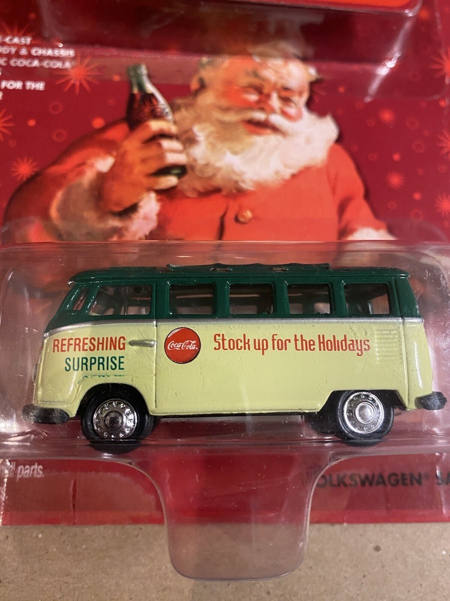 Johnny Lightning VW Volkswagen Samba Bus Coca Cola Santa