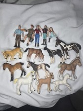Lot of 15 Realistic Toy Horses Figures - Farm Animals Plastic Figures