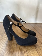 EUC Nine West Black Faux Suede Platform Mary Jane Heels