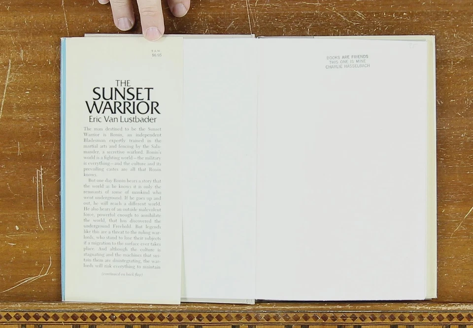 Eric van Lustbader: The Sunset Warrior (First Edition) Hardcover Dust Jacket - Image 4 of 4
