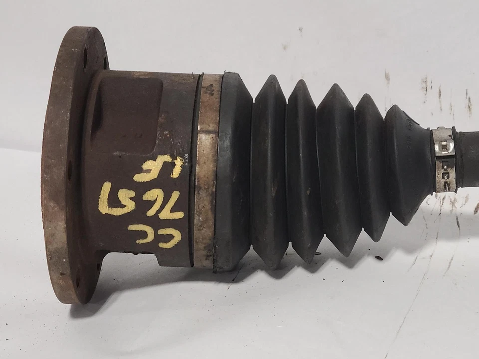 Used Front Drive Axle Shaft fits: 1994 Chevrolet Suburban 1500 Front Axle Front - Изображение 3 из 4